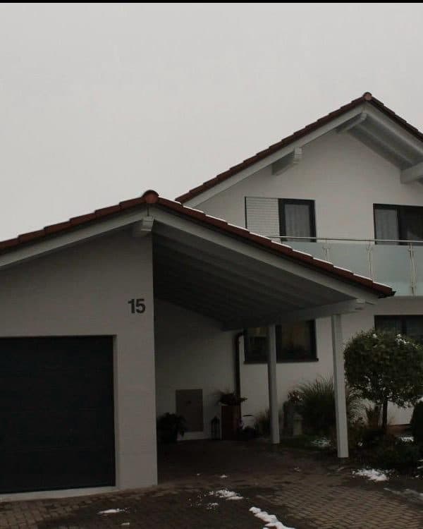 Fassade in Äpfingen (Nachher) — Malerbetrieb Schwab, Oberschwaben